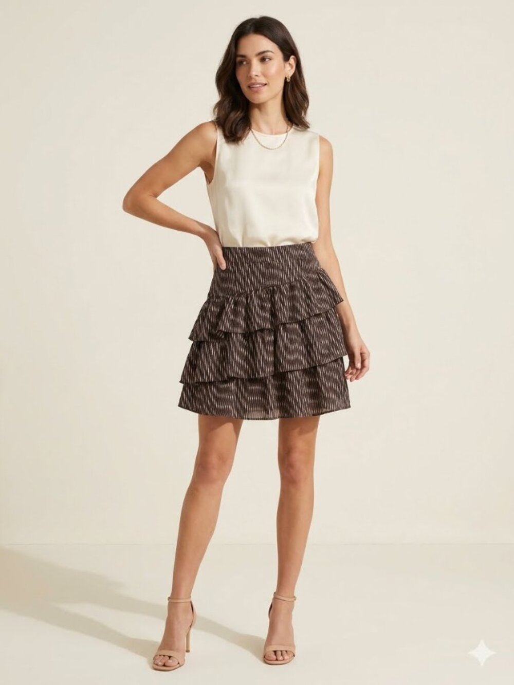 NWT Banana Republic Factory tiered mini skirt, size Medium